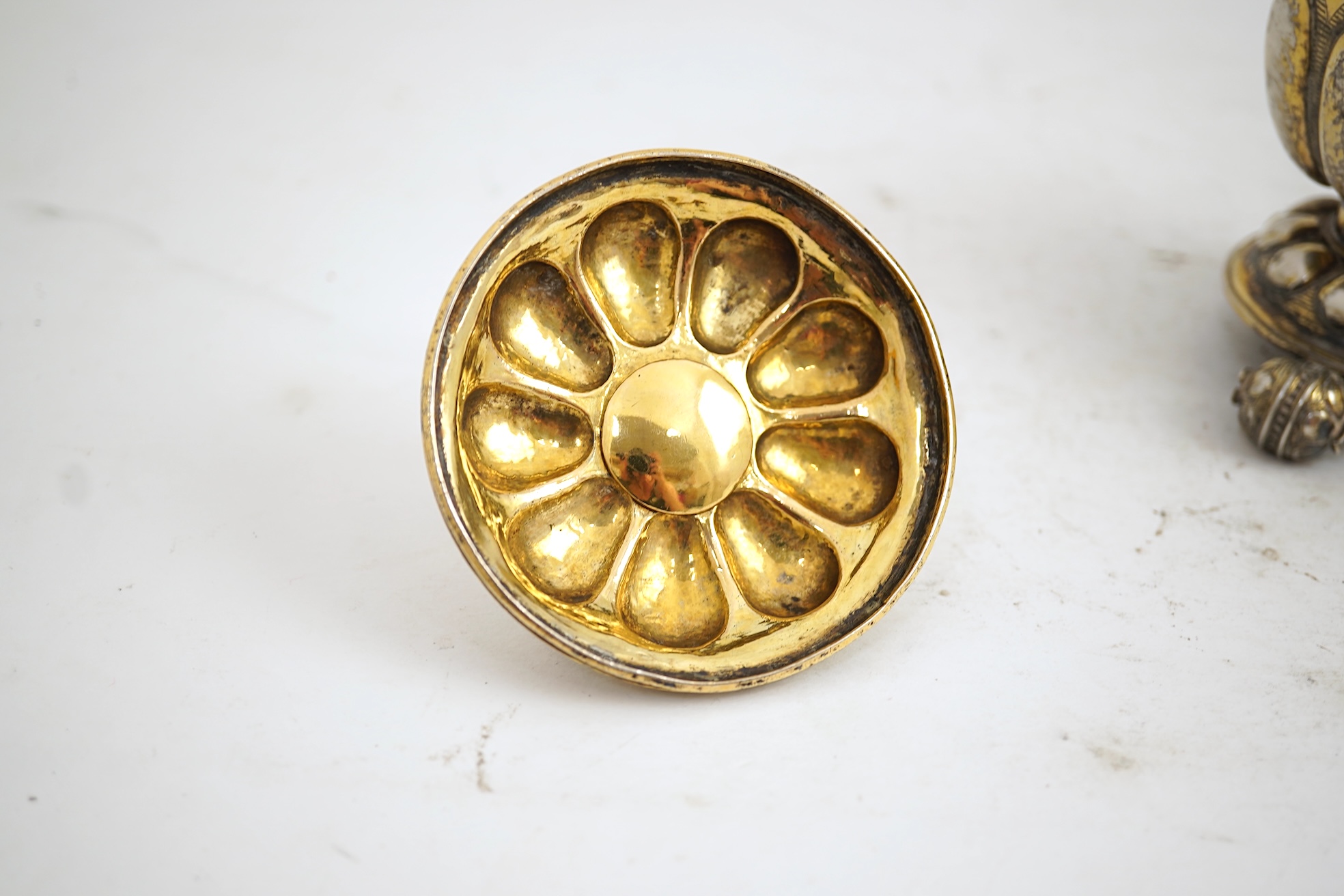A 16th/17th century German silver gilt 'pineapple' cup and cover